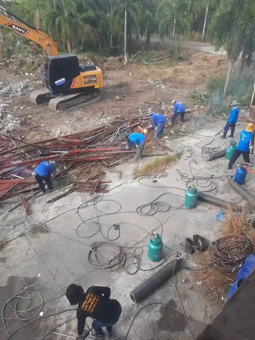 งานปรับระดับหน้าดิน เตรียมพื้นที่สำหรับการก่อสร้างบ้านและอาคารพาณิชย์