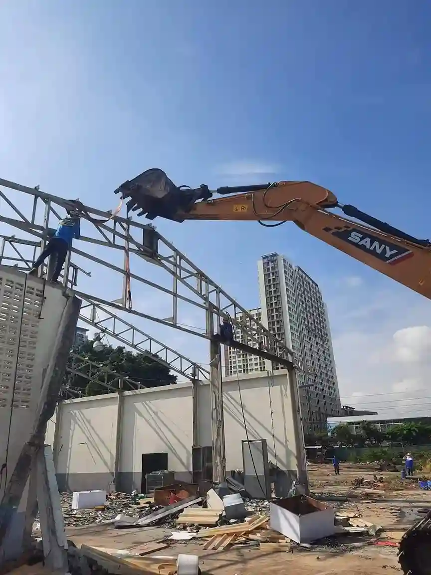 รับ ทุบ อาคาร โรงงาน คอนโด โครงสร้างเหล็กและคอนกรีต - พูนสินการโยธา