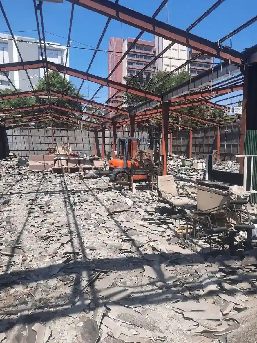 รับซื้อโครงสร้างเหล็กเก่า โรงงาน โกดัง และอาคารโครงสร้างเหล็ก ให้ราคาสูง